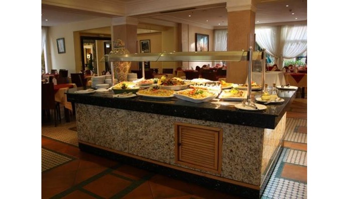Hotel Golden Tulip Farah poza 3