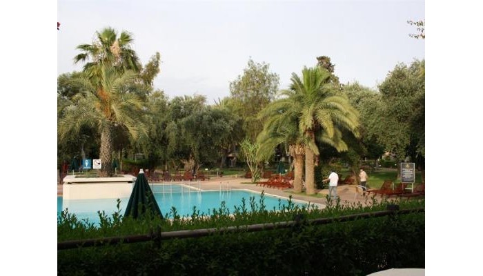 Hotel Golden Tulip Farah poza 4